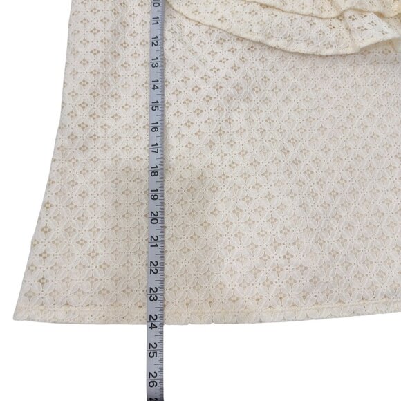 Banana Republic One-Shoulder Ivory Eyelet Ruffle Blouse Women SZ M Cotton Blend - Picture 6 of 9